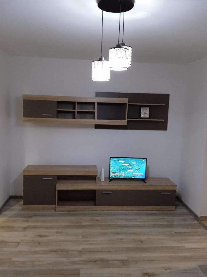 4 Rooms Apartment Tulça Dış mekan fotoğraf